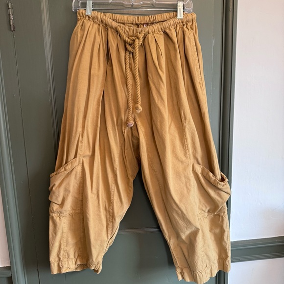 Free People Kahlani Harem Pull On Pants in Harvest Gold EUC - Picture 2 of 7